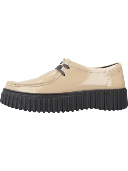 Półbuty Clarks beżowe