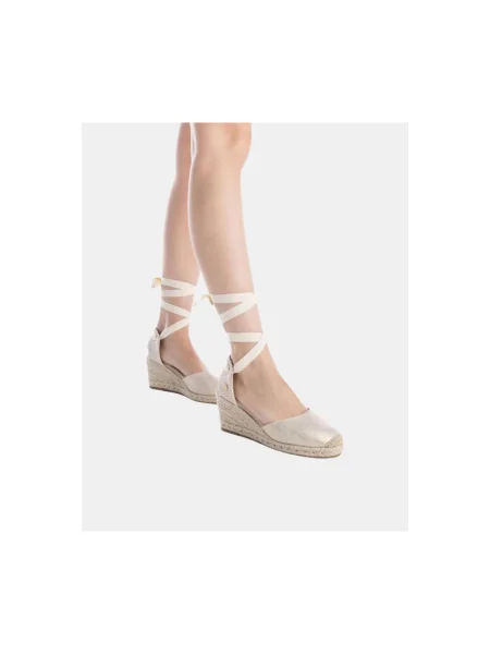 Pantofi Xti auriu
