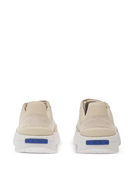 Szarvasbőr sneaker Geox
