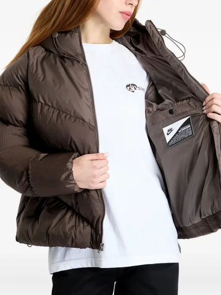 Geacă cu puf Nike cu broderie negru