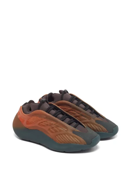 Sneaker Adidas Yeezy narancsszínű