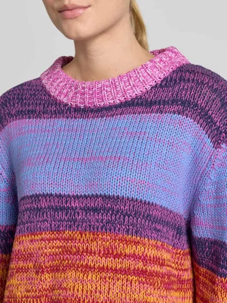 Sweter z dzianiny z okrągłym dekoltem model ALINEA' Ichi czerwony