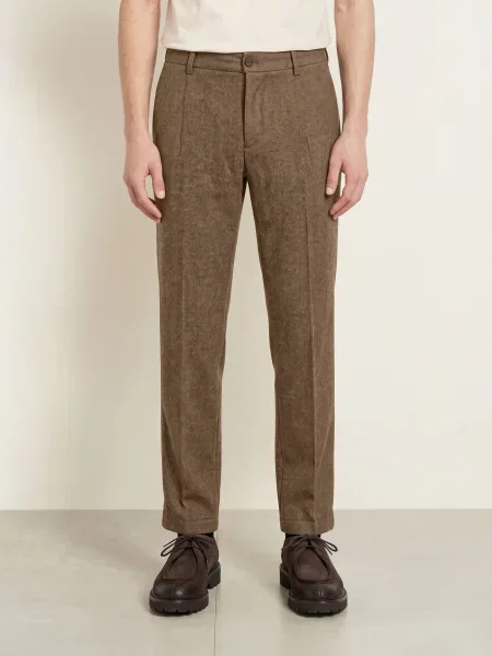 Cruna Chino Kalhoty Belleville Regular Fit tmavě hnědá
