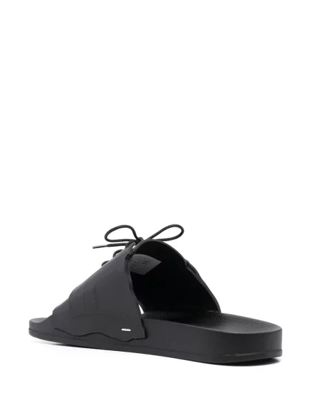 Papuci Maison Margiela cu șireturi din dantelă negru