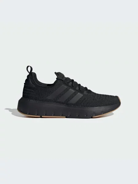 Переработанный кроссовки Adidas черные