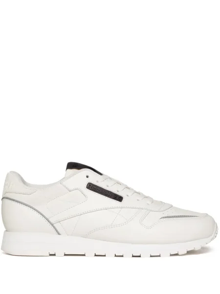 Top Reebok Special Items cu șireturi din piele clasic alb