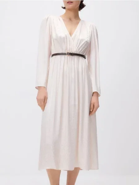 Reserved Rochie maxi cu centură crem