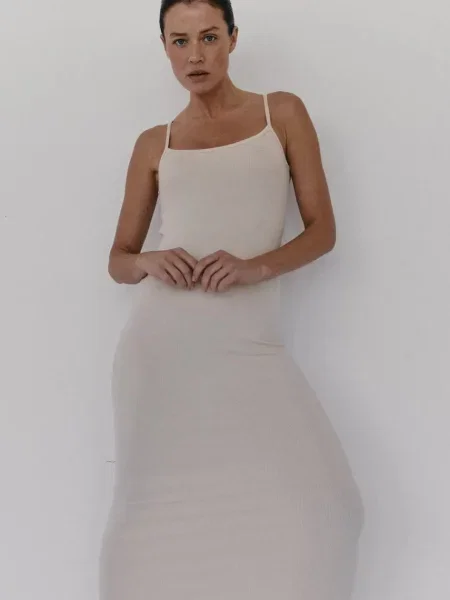 Сукня MUUV. JORDE maxi облягаюча чорний