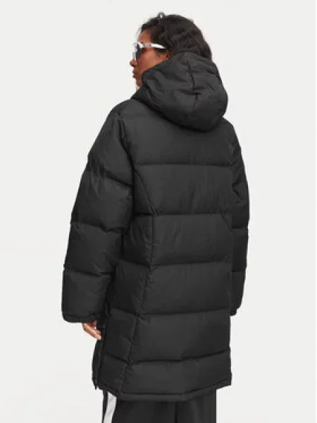Reebok Žieminė striukė juoda