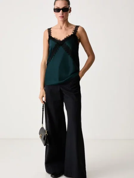 Lola Casademunt top
