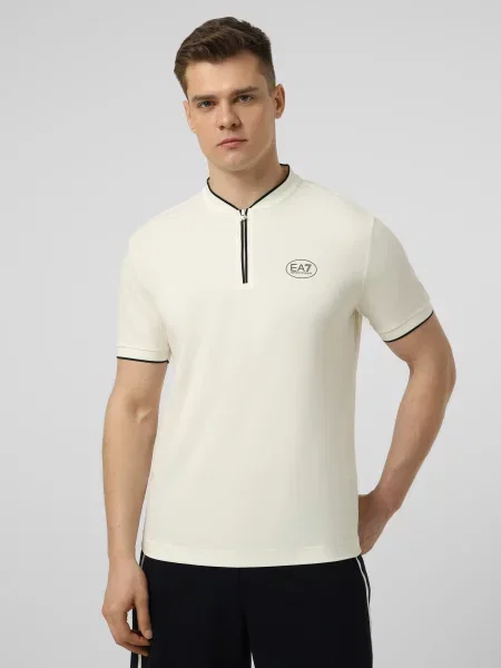 Футболка молочний