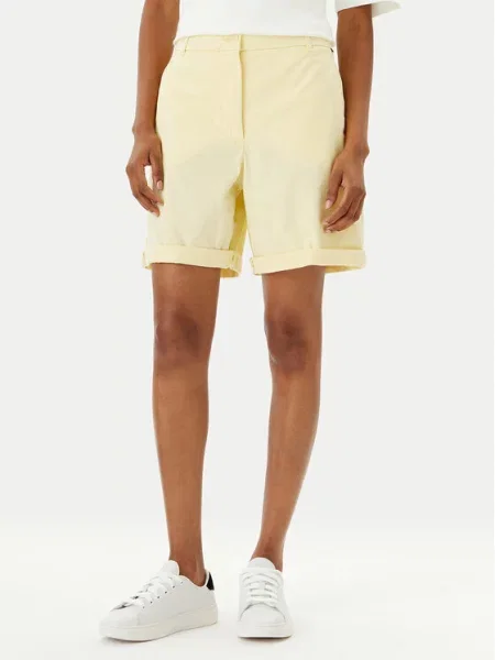 Kratke hlače iz tkanine Tommy Hilfiger rumena