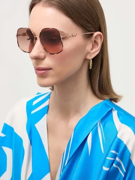 Слънчеви очила Michael Kors кафяво