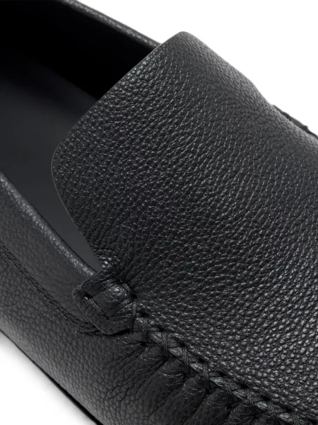 Pantofi loafer Manolo Blahnik din piele negru