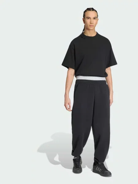Футболка Adidas черная