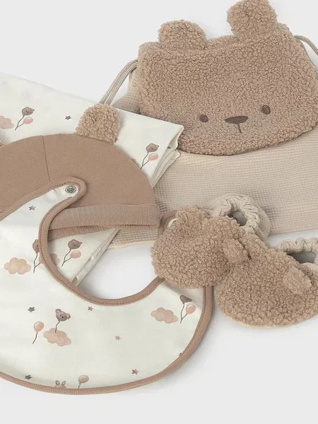 Шапка Mayoral Newborn бежово