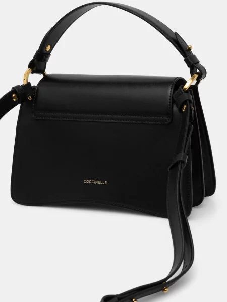Кожаная сумка Coccinelle черная