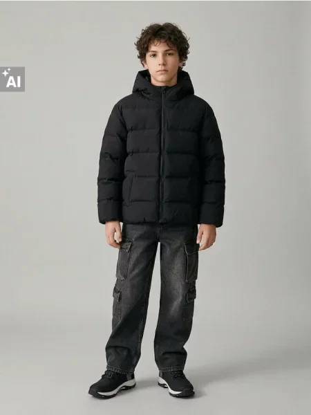 Sinsay Prošívaná puffer bunda s kapucí černá