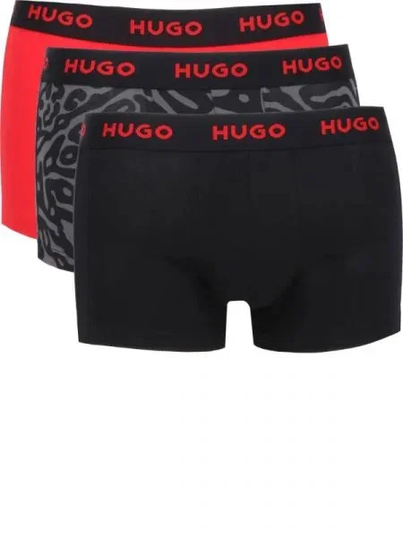 Hugo Chiloți boxer roșu