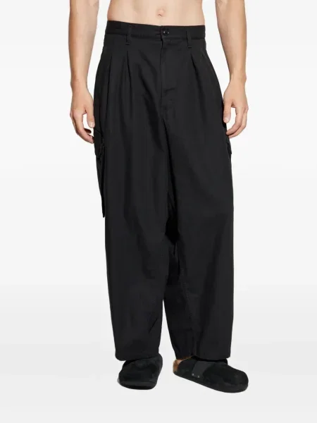 Plisirane cargo hlače Yohji Yamamoto crna