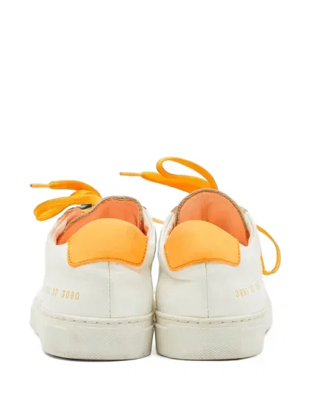 Sneakerși Common Projects din piele alb