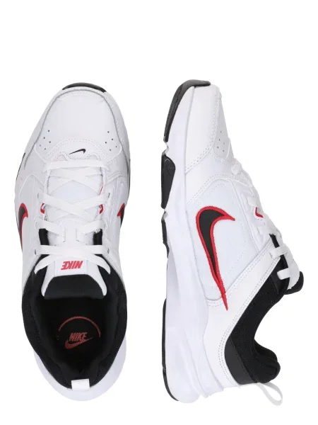 Copati Nike bela