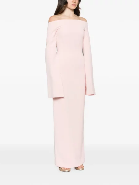 Rochie maxi Solace London cu umerii deschiși roz
