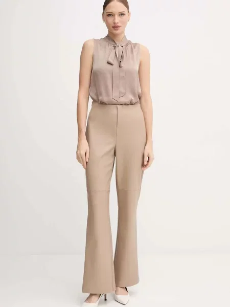 Блузка OUI однотонна бежевий