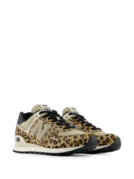Pantaloni New Balance cu imagine din material terry cu model leopard gri
