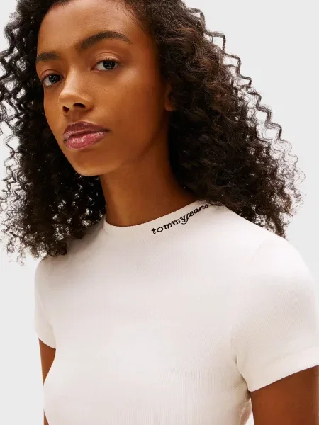 Футболка Tommy Jeans біла