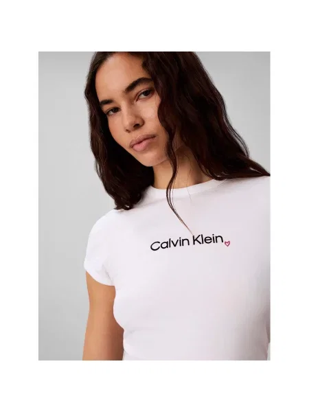 Tričko Calvin Klein Jeans so srdiečkami biela