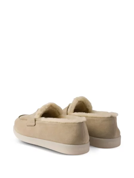 Pantofi loafer Prada din piele de căprioară