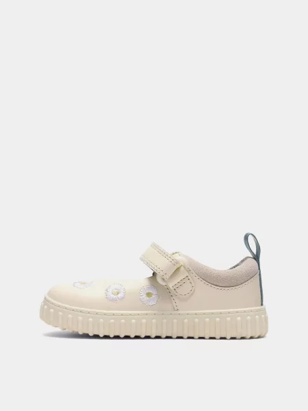 Детские туфли Clarks бежевые