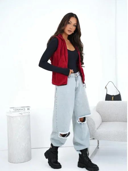 Telovnik Factory Price s kapuco rdeča