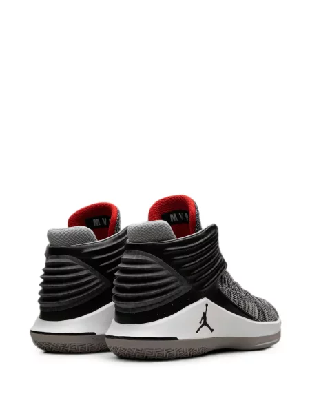 Sneakerși Jordan gri