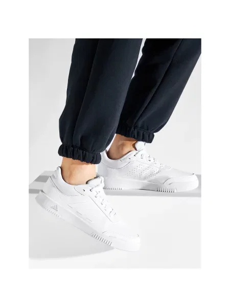 Детские кроссовки Adidas белые