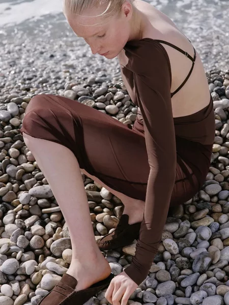 Vagabond Shoemakers női velúr papucs ALEYA barna