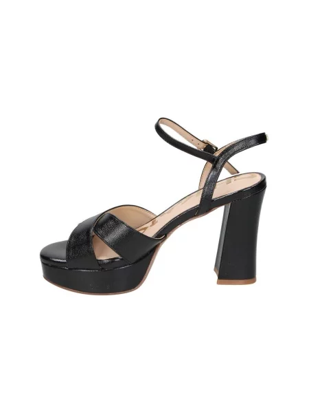 Sandale Chika 10 crna