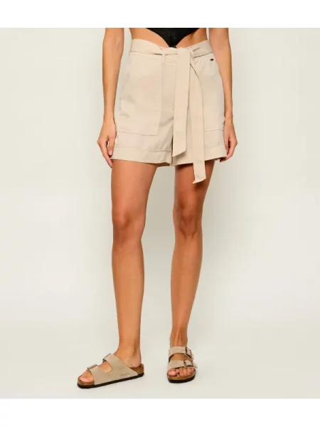 GUESS Pantaloni scurți + curea NEW NINA | Relaxed fit bej