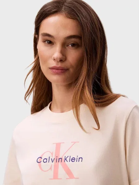 Класична футболка Calvin Klein бежева