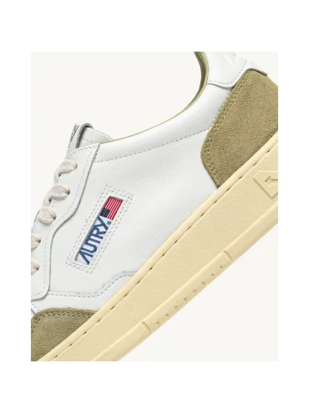 Sneakersy Autry skórzane białe