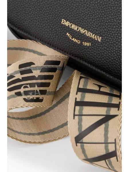 Сумка Emporio Armani черная