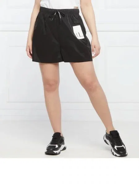 Armani Exchange Pantaloni scurți negru