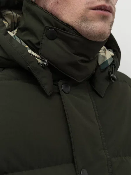 Пуховик Barbour зеленый