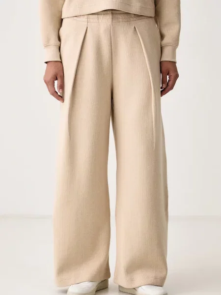 Lacoste pantaloni de trening pentru femei cu bej