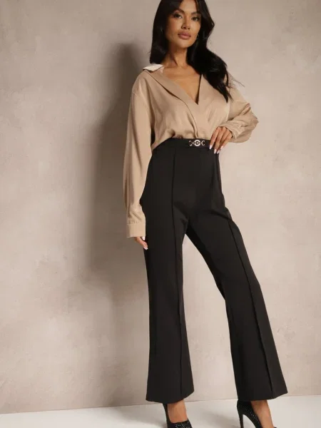 Kopertowy Kombinezon z Elegancką Koszulową Górą i Szerokimi Nogawkami Vareti czarny