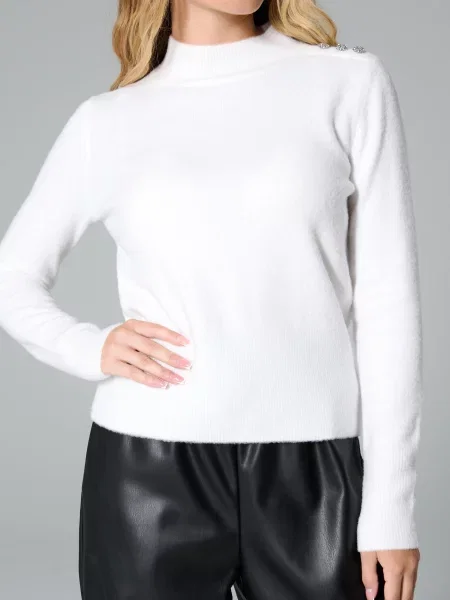 Джемпер кремовий