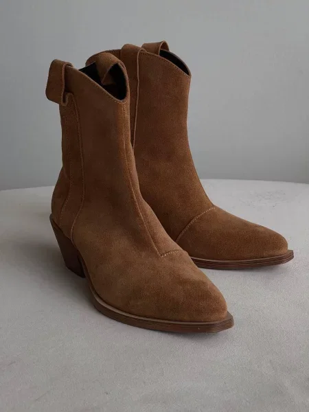 Замшевые сапоги 105.store коричневые