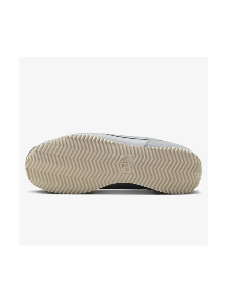 Pantofi Nike gri