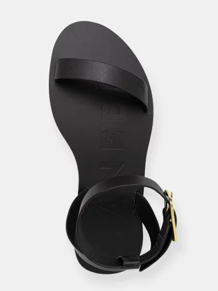 Manebi босоніжки шкіряні Black one band with buckle Leat чорні